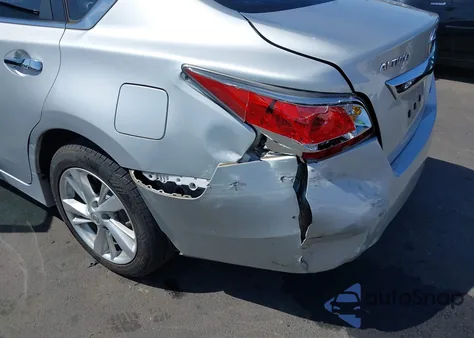 2014 Nissan Altima 2.5 Sv z USA, uszkodzony, nr VIN 1N4AL3AP8EN231091